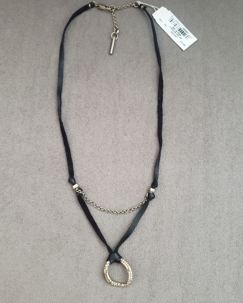 Kenneth Cole Pendant Necklace 16" **NEW